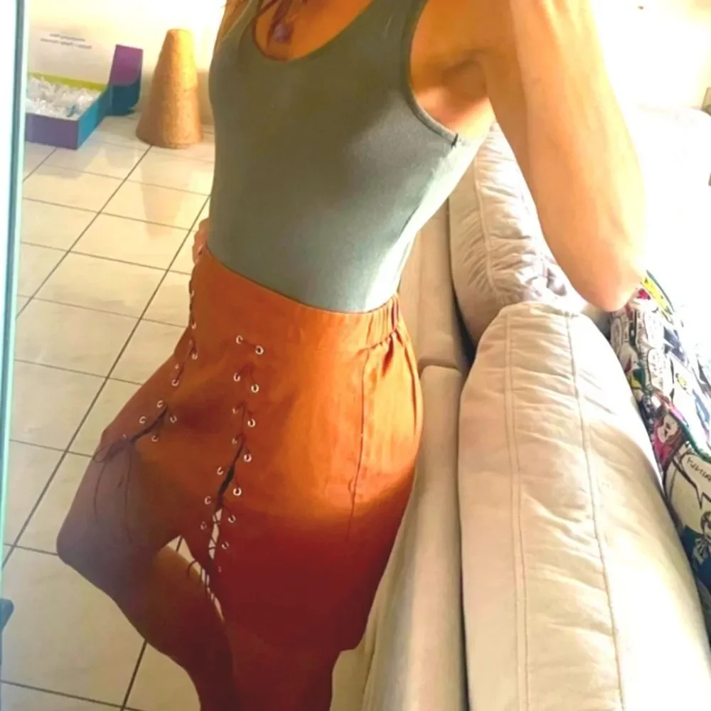 Ladies Cognac Brown Grommet Lace-Up Mini Skirt sz XXL